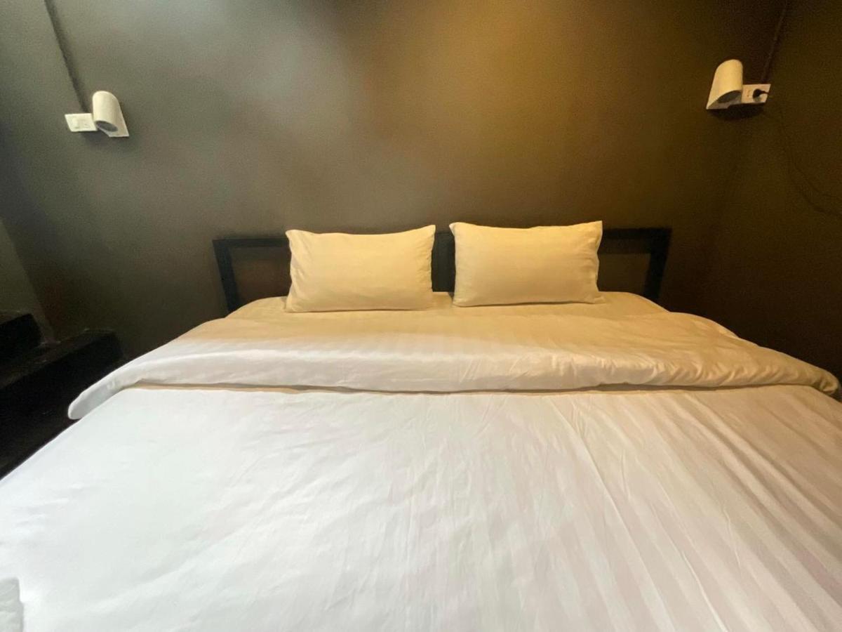 Capsule Hostel Chiangkhan Csiangkham Kültér fotó