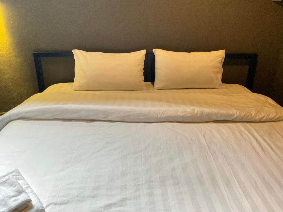 Capsule Hostel Chiangkhan Csiangkham Kültér fotó