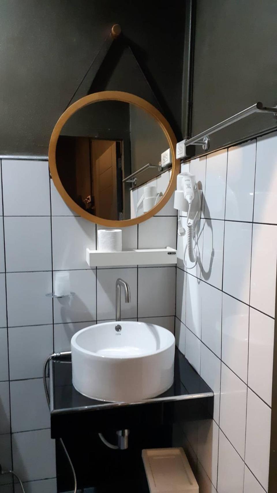 Capsule Hostel Chiangkhan Csiangkham Kültér fotó